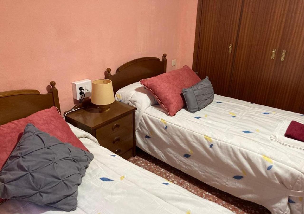 Habitacion En Casa Rural Particular El Palomar ビリェーナ 部屋 写真